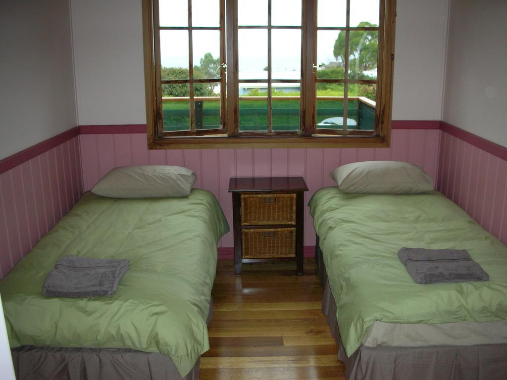 Cedar Cottages Blackmans Bay Номер фото