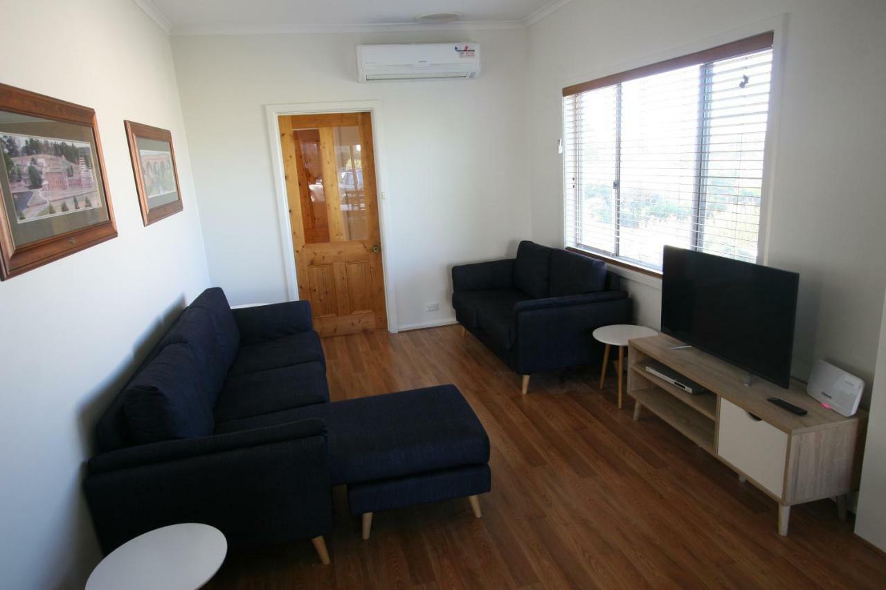Cedar Cottages Blackmans Bay Экстерьер фото